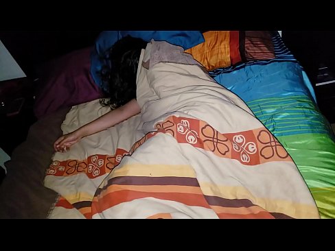 ❤️ El fillastre renya la seva jove madrastra mentre dorm. Porno de qualitat a nosaltres ca.elitemangas.top